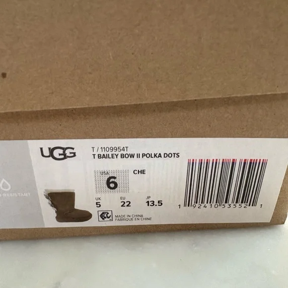 UGG Tan Toddler Bailey Bow II Polka Dots Boots Size 6 - Picture 4 of 4